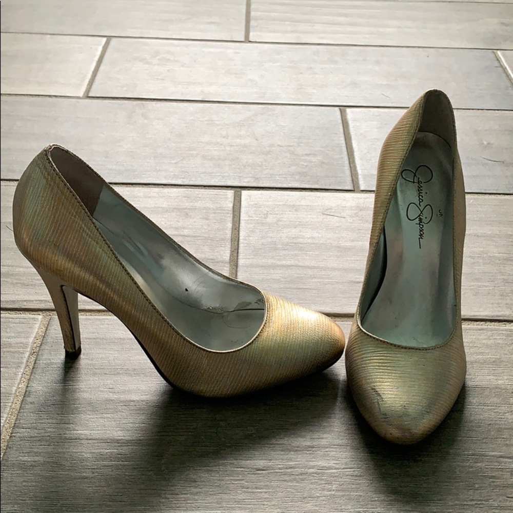 Jessica Simpson heels, 7.5